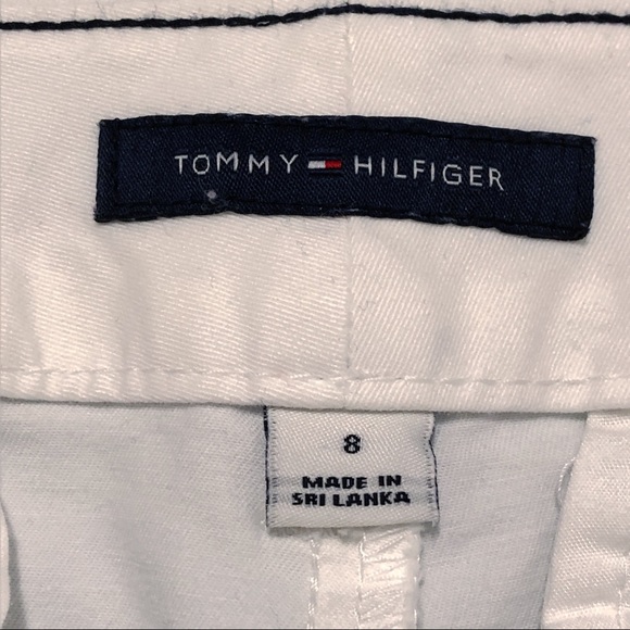 TOMMY HILFIGER | White Bermuda Shorts | Size 8 - Picture 9 of 16